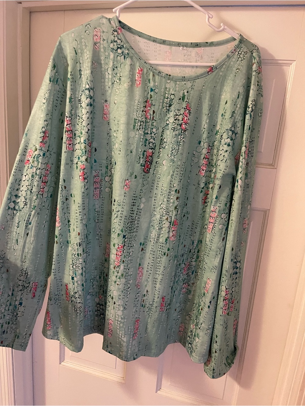 Women's Mint Green Long Sleeve Printed Top